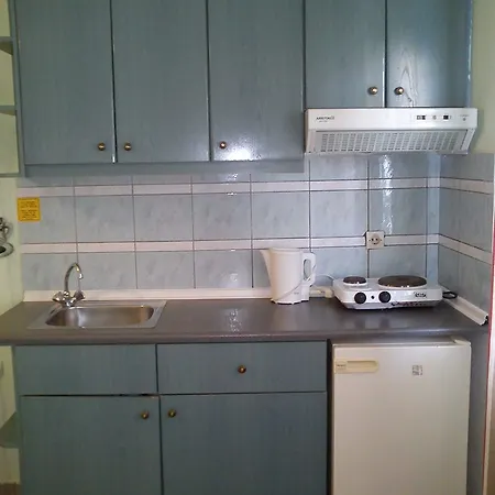 Dioskouroi Apts 3* Agia Pelagia (Crete)