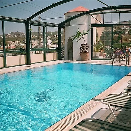 Dioskouroi Apts 3*