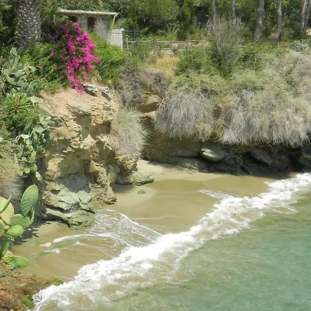 Hotel de apartamente Dioskouroi Apts Agia Pelagia